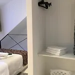 בית נופש House In City Centre - 3 Bedrooms And 3 Bathrooms *