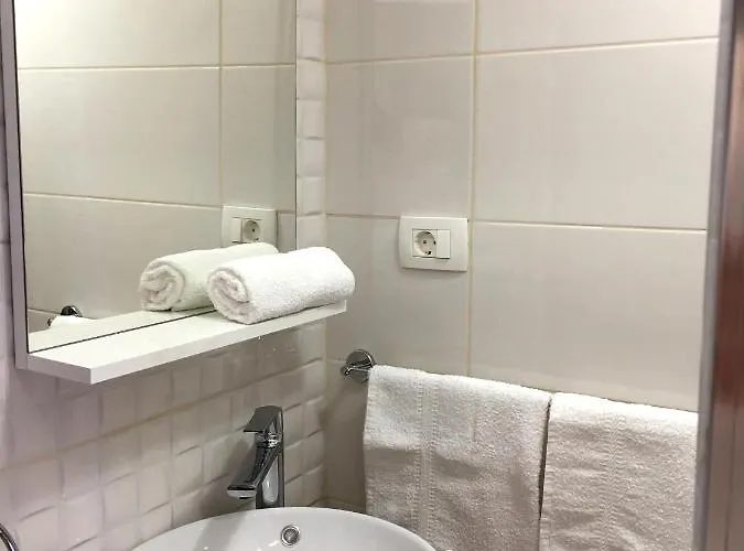 House In City Centre - 3 Bedrooms And 3 Bathrooms Сasa de vacaciones