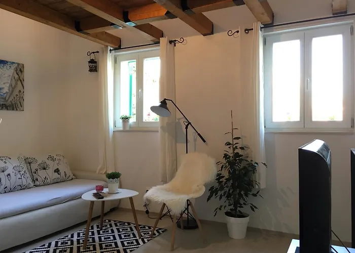 House In City Centre - 3 Bedrooms And 3 Bathrooms Сasa de vacaciones