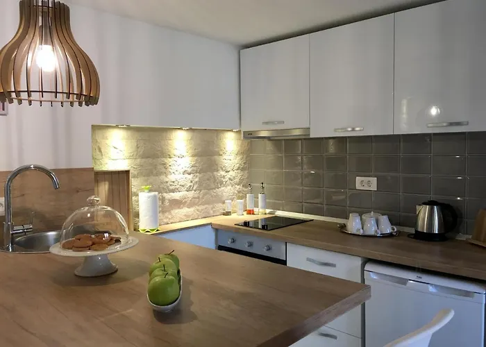 Сasa de vacaciones House In City Centre - 3 Bedrooms And 3 Bathrooms Split